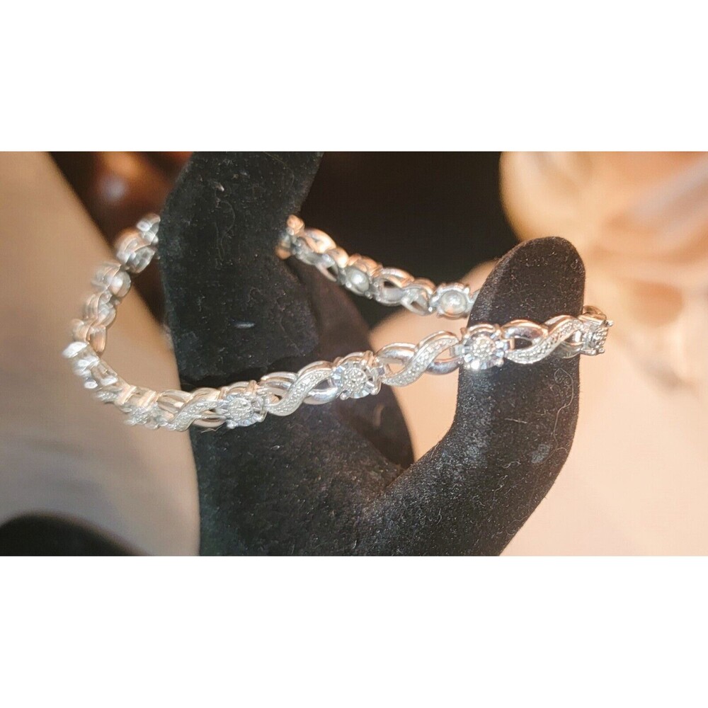 XOXO Tennis Bracelet, 24 Diamonds set solid 925 Sterling Silver